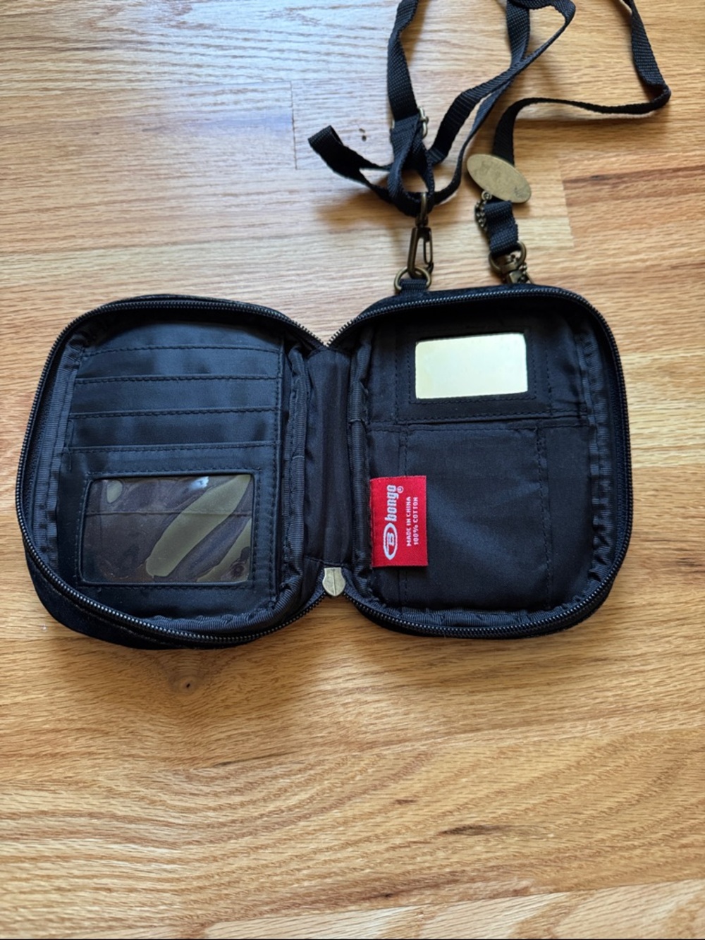 Y2K Bongo Crossbody Bag with Adjustable Strap - Picture 3 of 4